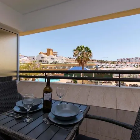 Santa Maria 135 - With Air Conditioning And Pool View Апартаменты *